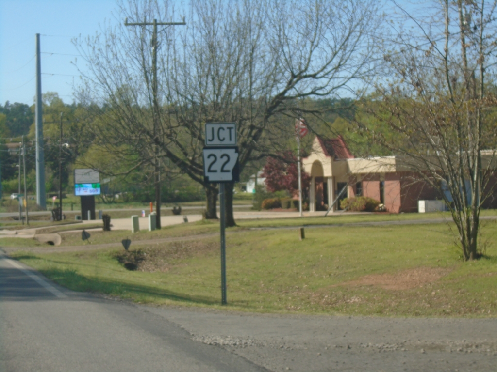 AR-197 West Approaching AR-22