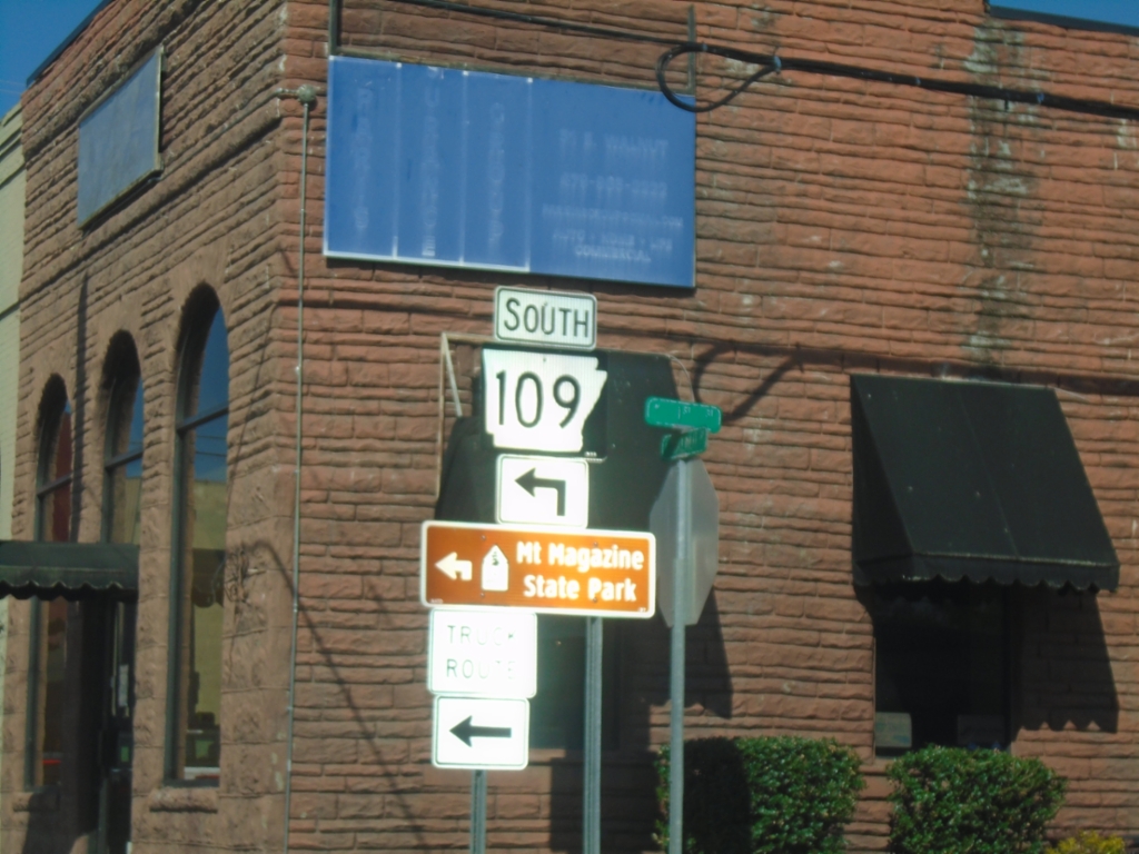 AR-22 West at AR-109/AR-309