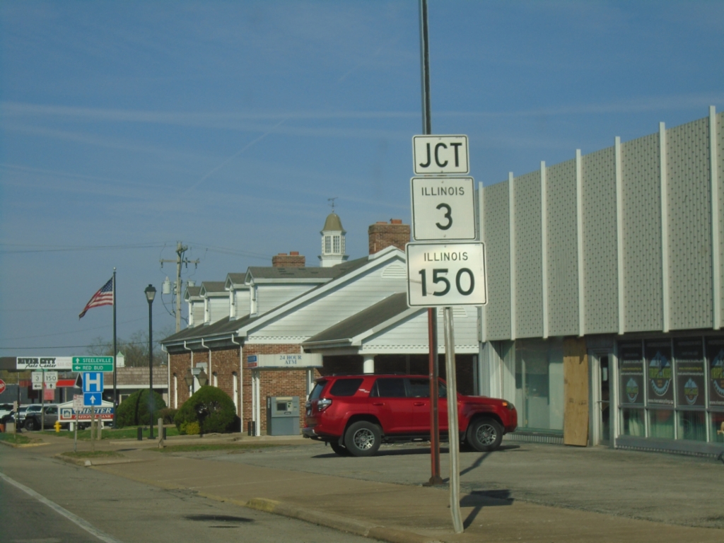 IL-3 North/IL-150 East at IL-3/IL-150 Split