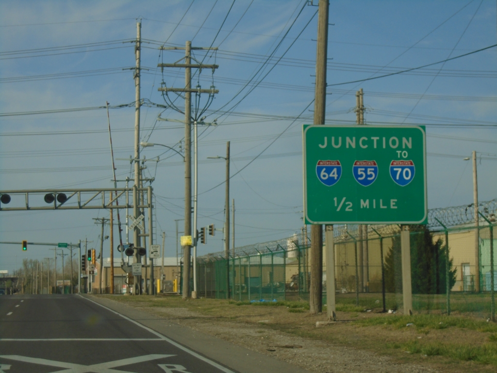IL-3 North Approaching I-55/I-64/To I-70