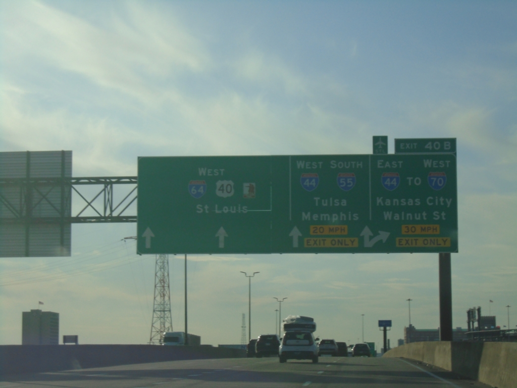 I-64 West/I-55 South Approaching Exit 40B