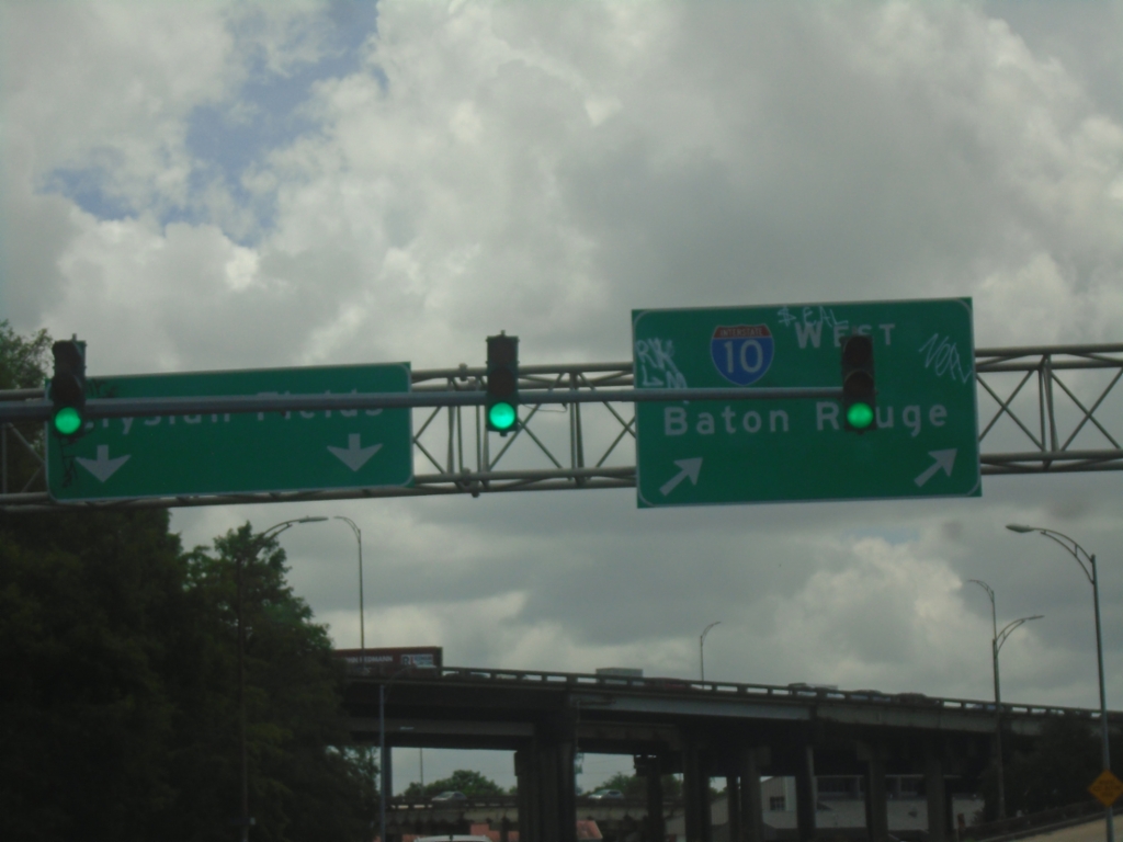 LA-3021 South at I-10 West