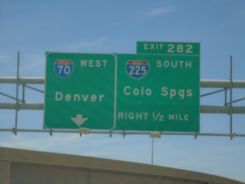 Peña Blvd West Approaching I-70 and I-225