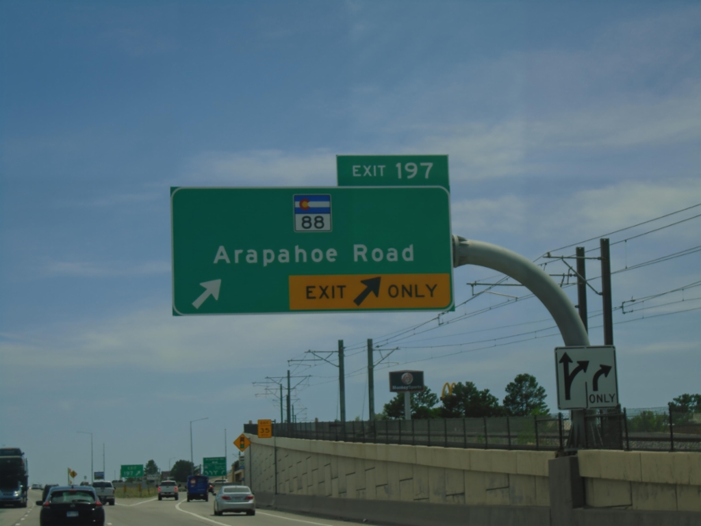 I-25 South - Exit 197