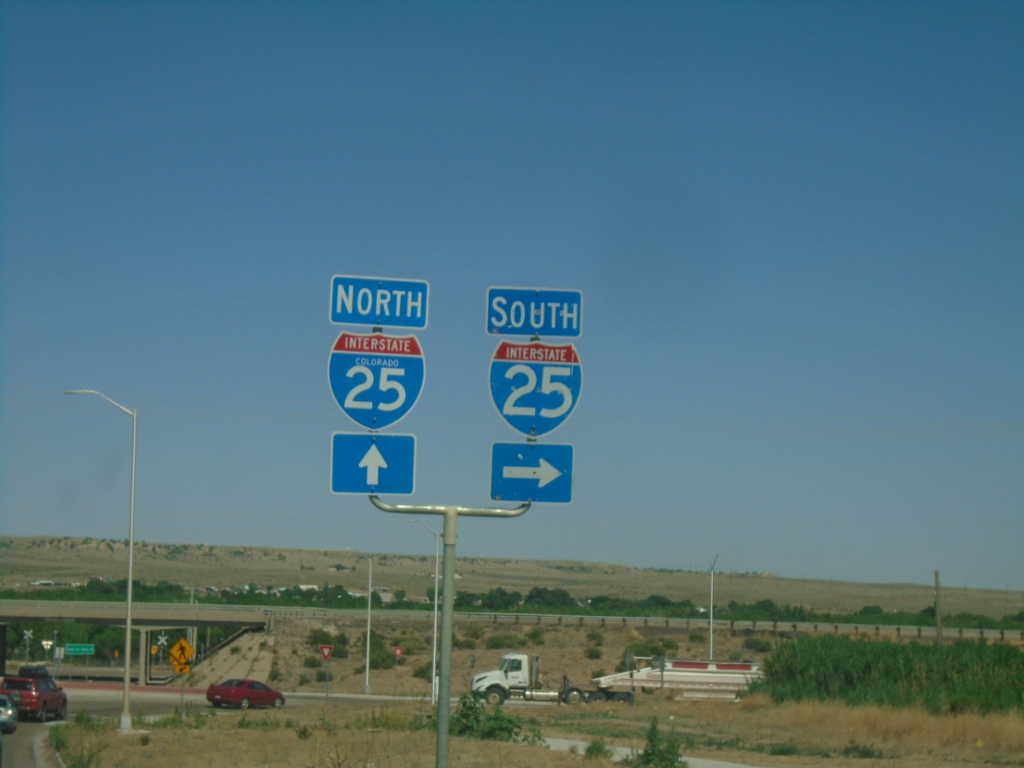 Drew Dix Parkway East Approaching I-25 Frontage Road