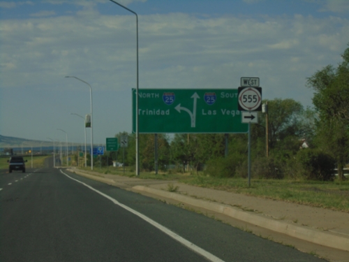 BL-25 South/US-64 West at NM-555 / Approaching I-25
