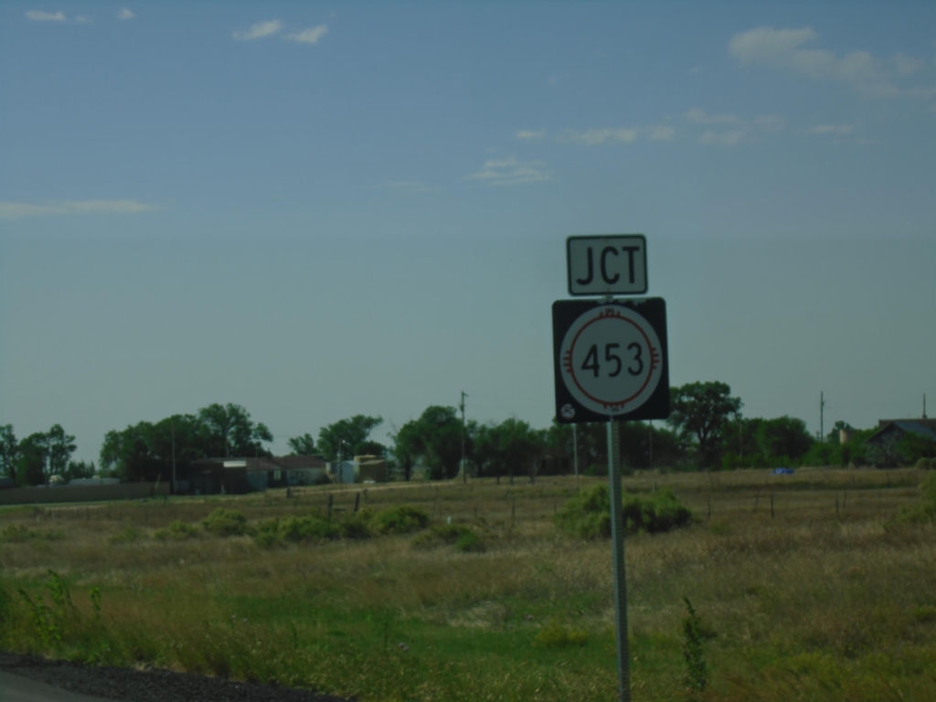 US-64 East/US-87 South Approaching NM-453