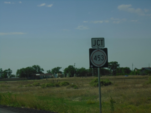 US-64 East/US-87 South Approaching NM-453