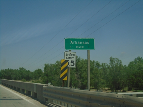 KS-27 North - Arkansas River