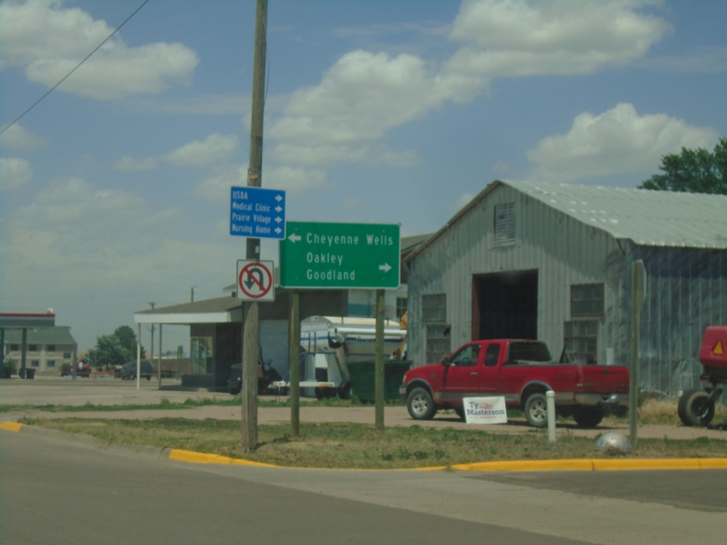 KS-27 North Approaching US-40