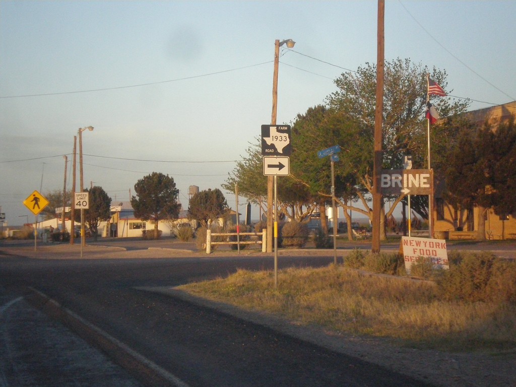 TX-302 West at FM-1933