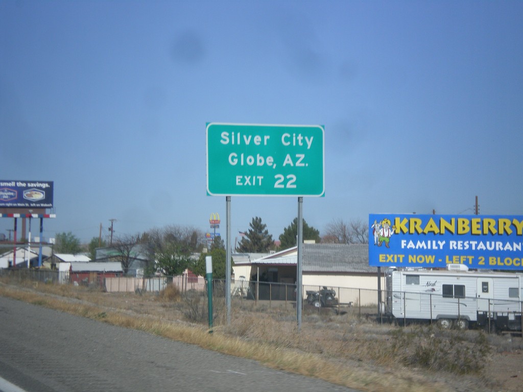 I-10 West Approaching Exit 22