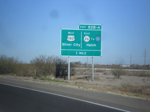 I-10 West Approaching Exits 82A and 82B