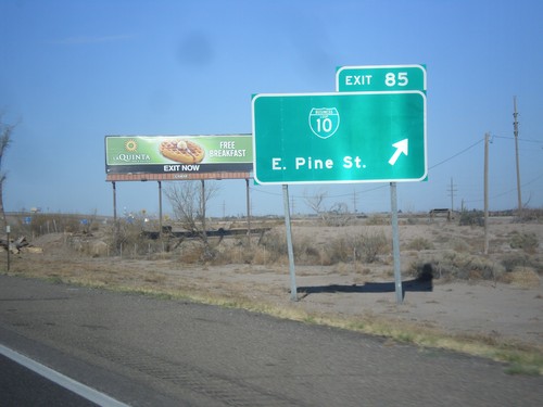 I-10 West - Exit 25