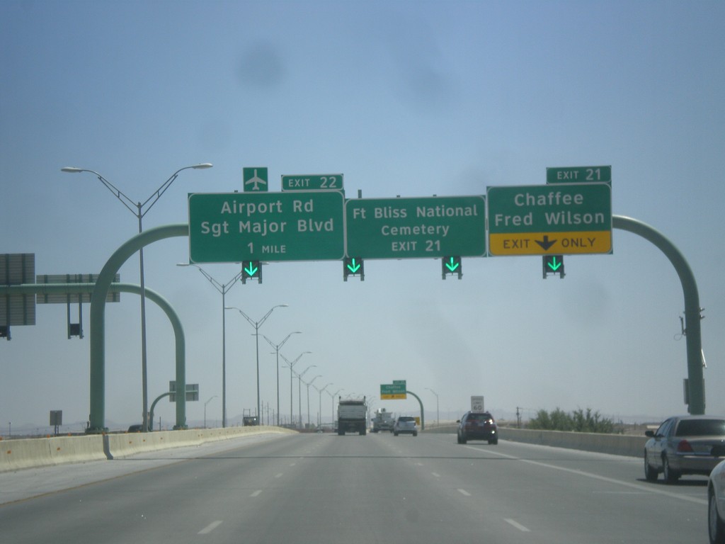 TX-601 Spur East Approaching Exits 21 and 22