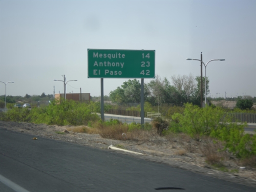 I-25 South - Distance Marker
