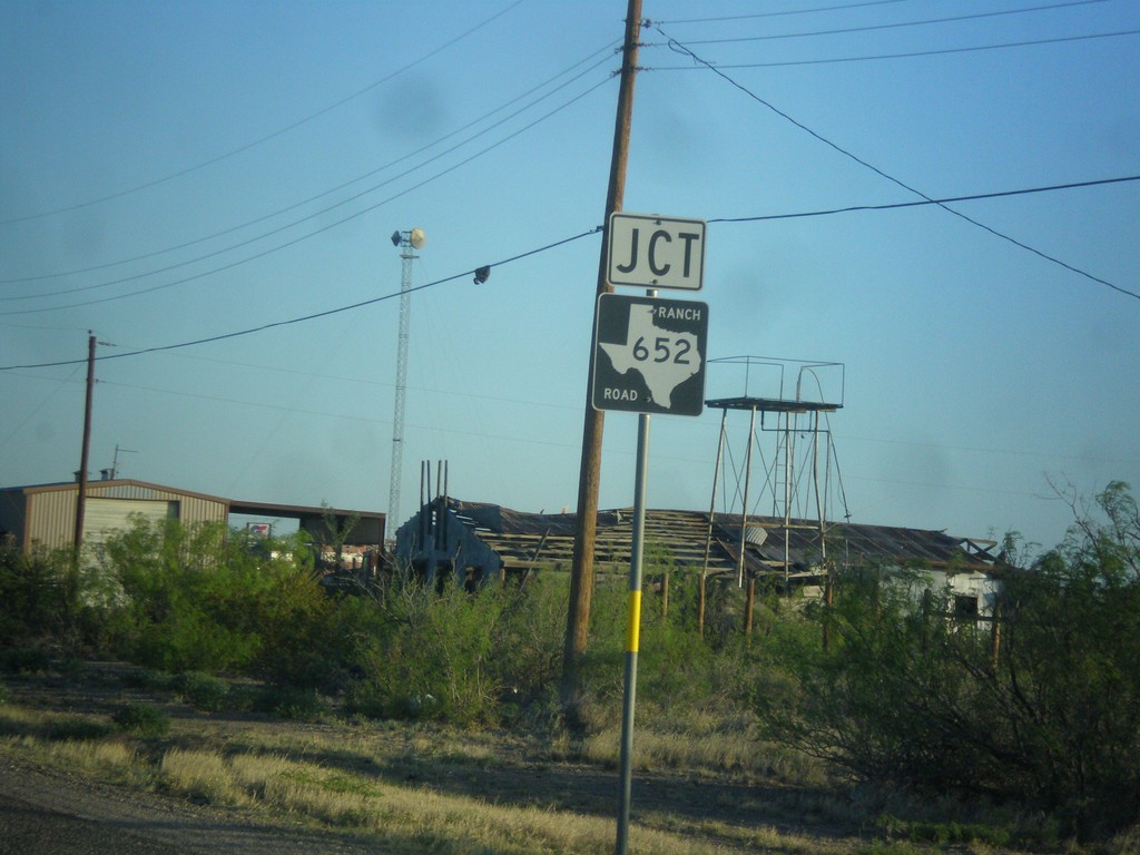 US-285 North Approaching RM-652