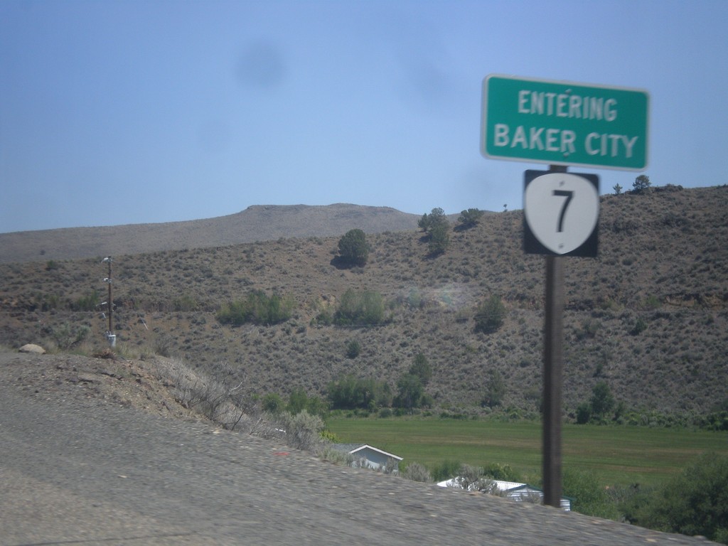 OR-7 East - Entering Baker City